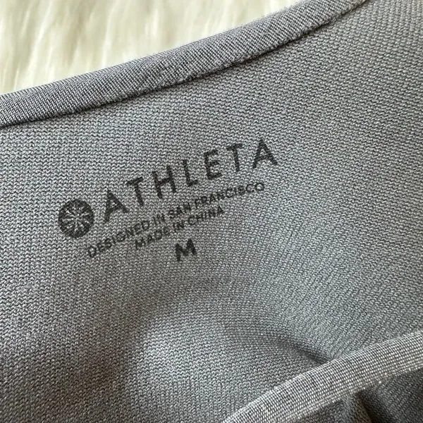 Athleta Aqualuxe Padded Bikini Top Gray Size Medium - Image 6