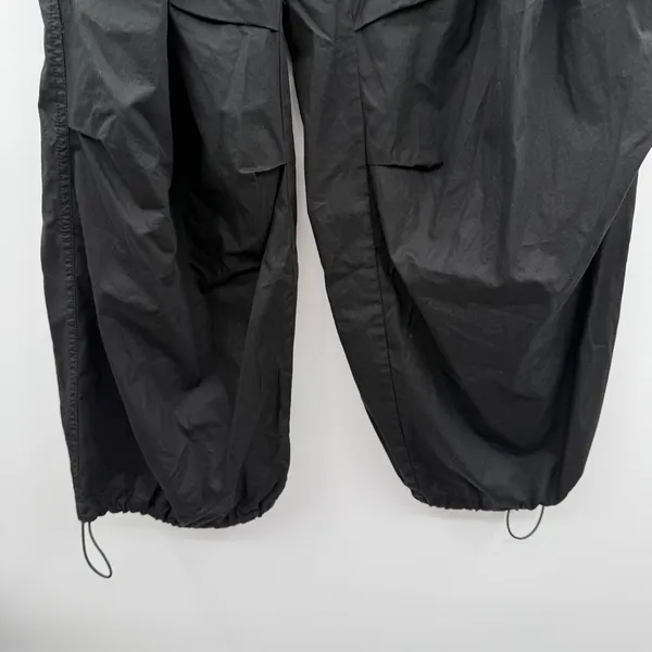 Favorite Daughter Black High Rise Cropped‎ Wide Leg Cargo Pants Sz L - Image 3