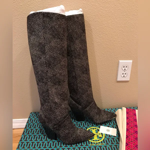 TORY BURCH LILA CALF HAIR KNEE HIGH BOOTS Cowboy Style Boots Black and White - Image 4