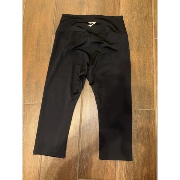Gymshark Cropped‎ Leggings M Black High Waisted Activewear Yoga Pants - Image 5