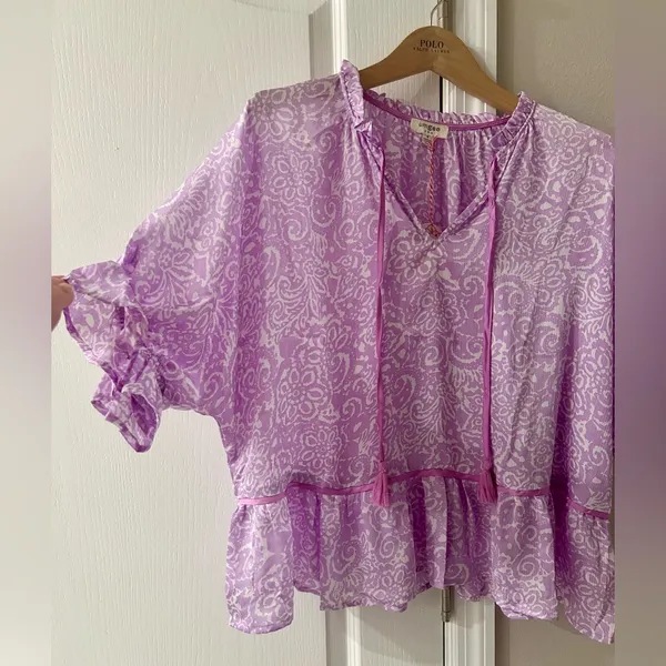NWT Umgee Lavender Paisley Blouse Size Small - Image 2