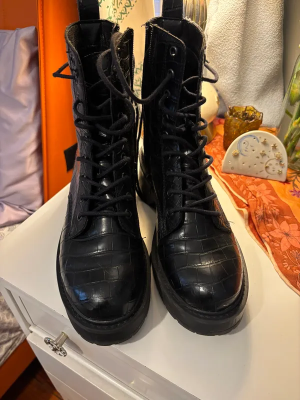 Steve Madden Boots - Image 2