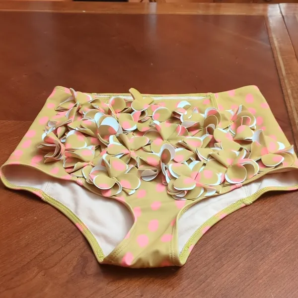 Kortni Jeane kj lime dots Small floral - Image 2