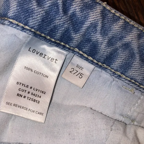 Lovervet by Vervet jeans distressed size 27/5 - Image 4