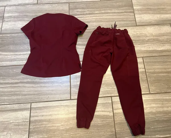 Jaannu Scrub Set sz XS & XXSP! No :( - Image 4
