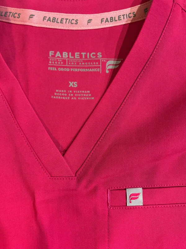 Pink Fabletics Scrub set xs/s - Image 2