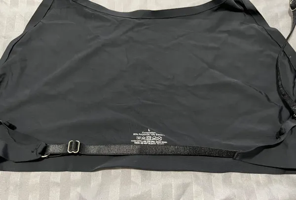 SheIn NEW SOLID SEAMLESS BACKLESS BLACK BRA - Image 7