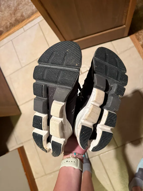 On Cloud Shoes - Image 5