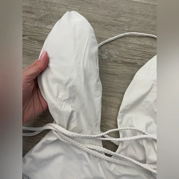 One Piece Padded White Swimsuit With Belt S - Image 5