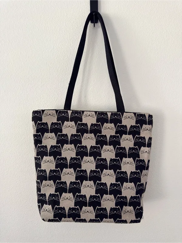 Danny K. Isabella Cat Print Tote Shoulder Bag Tapestry Zip Pockets Black Cream - Image 4