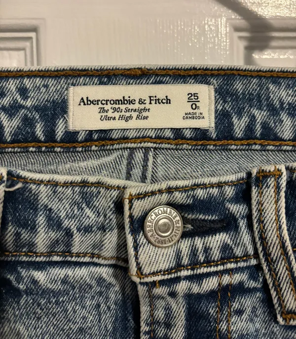 Jeans - Image 2