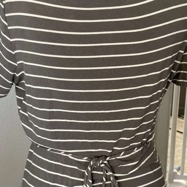 Calvin Klein Dress Sz 12 Striped Short Sleeve Green Olive Knee Length Minimalist - Image 10