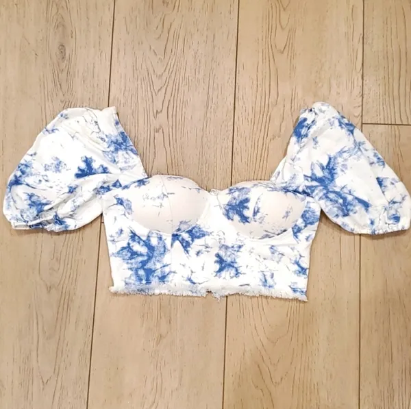 The Sang Bleached Set- Crop Top & Shredded Shorts - Image 7