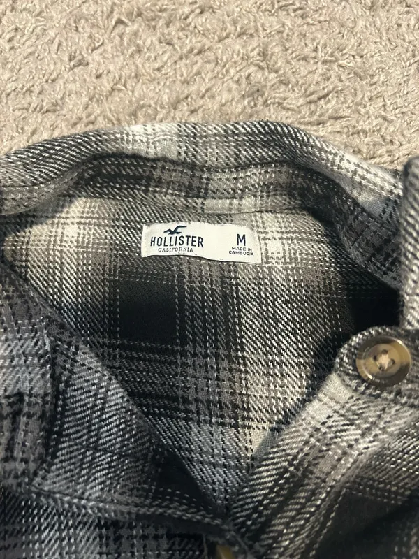 Hollister Flannel Top - Image 3