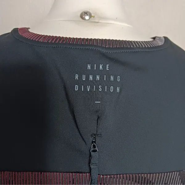 NWOT|Nike‎ Run Division Midlayer Long Sleeve Top C28 - Image 10