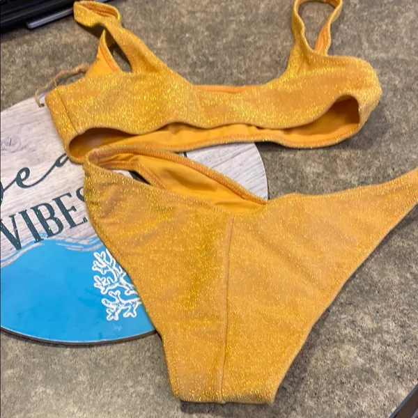 Kendall & Kylie Vibrant Gold Sparkling Cheeky Bikini Small - Image 3