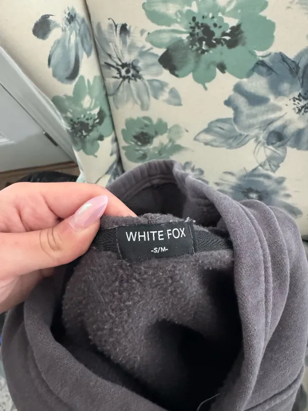 White Fox Hoodie Boutique - Image 3
