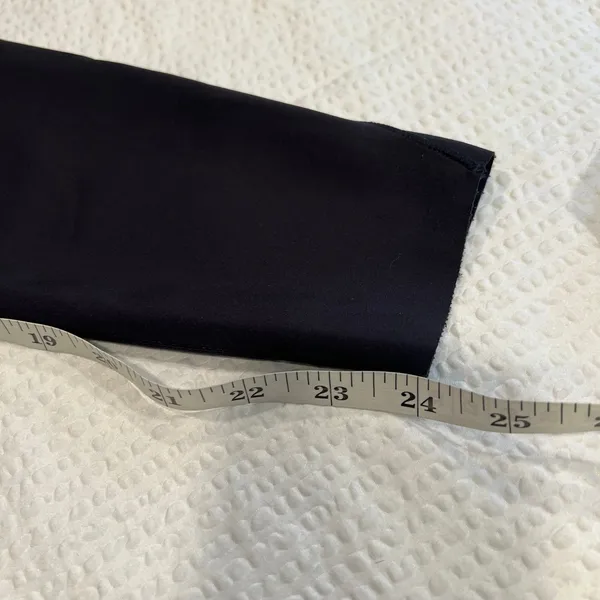Vuori evolve black leggings size S women - Image 5