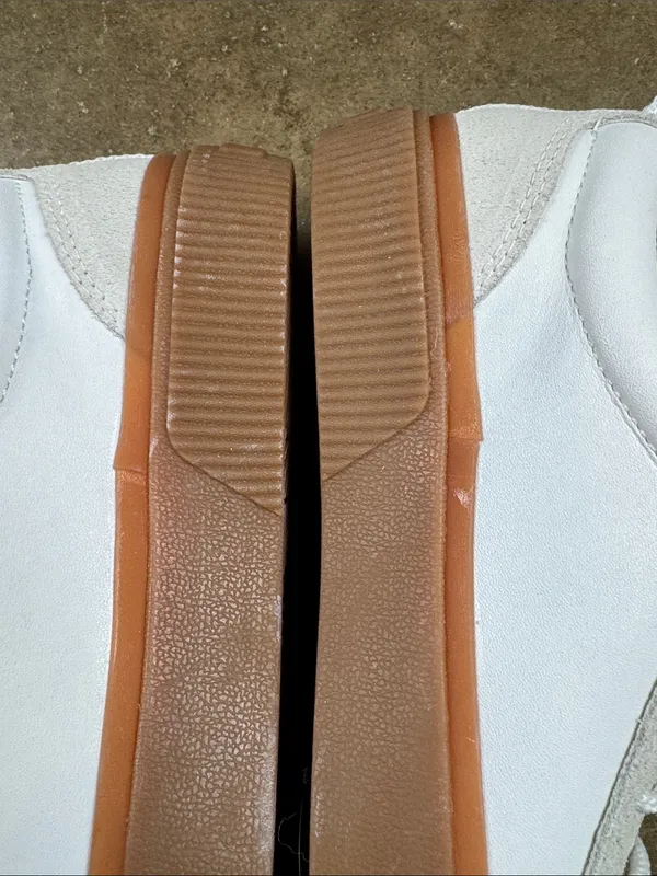 Reef Lay Day Dawn Sneakers in White/Offwhite w gum sole Size: 7 - Image 3
