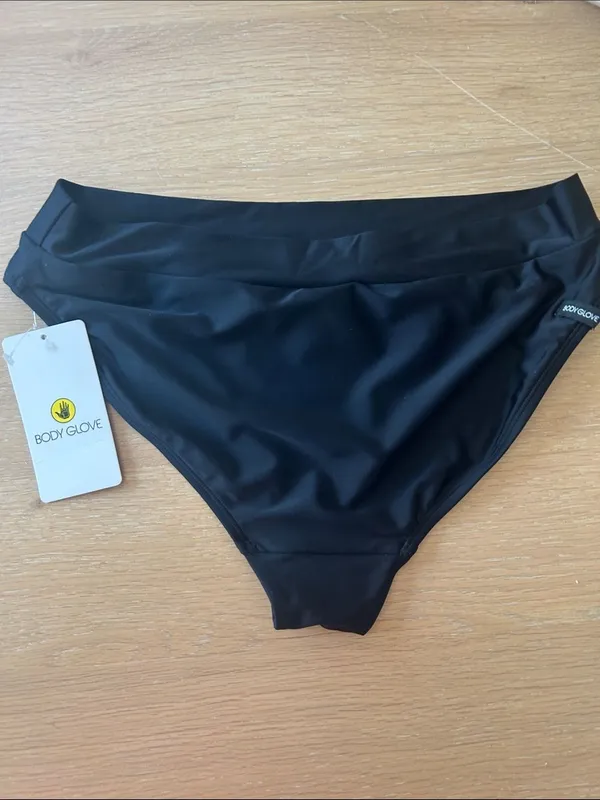 Body Glove black bikini bottoms with moderate coverage, Black, Small, NWT - Image 2
