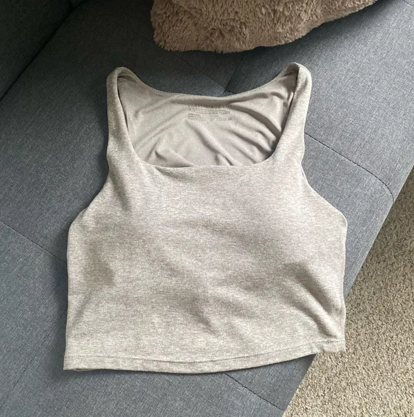 Boutique Beige crop workout top - Image 2