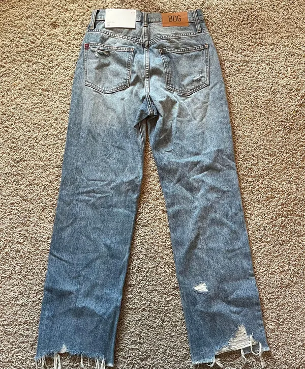Urban Outfitters High-Waisted Straight-Leg Cowboy Jeans - Image 6