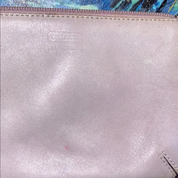 Coach Pale Purple Wristlet - Image 3