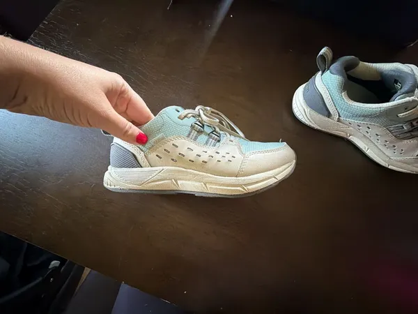 LL Bean Walking Shoes Size 7.5 Green Gray Fitness Sneakers - Image 3
