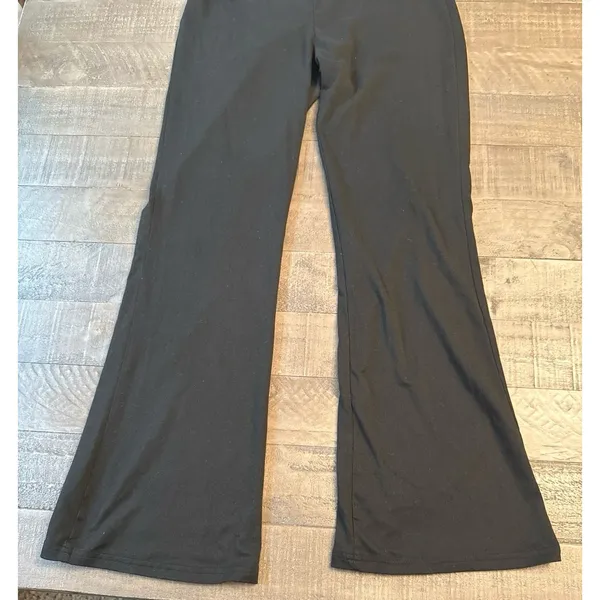 Romwe Women's Black V Shaped Waist Flare Casual Pants Size Large - Image 3