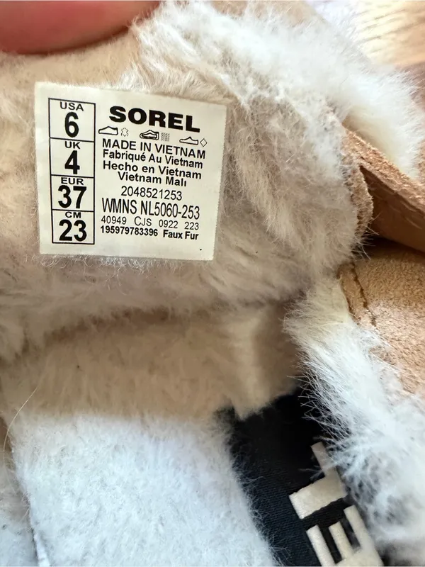 Sorel Viibe Cozy Clog in tan suede with a plush shearling lining 6 - Image 7