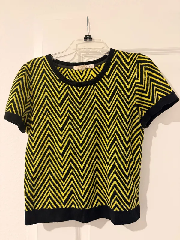 Rewind Yellow and Black Chevron Two-Piece Set - Image 3