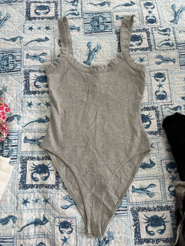 Woman’s forever 21 Bodysuit  - Image 2