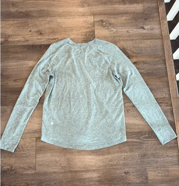 Lululemon Green License To Train Long Sleeve - Image 2