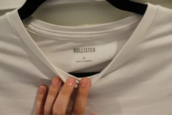Hollister Seamless Fabric Crew Baby Tee white - Image 3