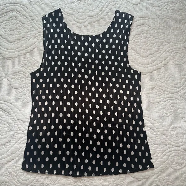 Jaipur Y2K Polka Dot Tank Top. Medium. Black and White. - Image 4