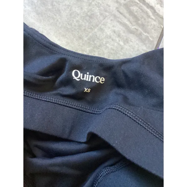 Quince NWOT Ultra-Form V-Neck Cropped Tank Black XS LB48920-ATG001-36949 - Image 2