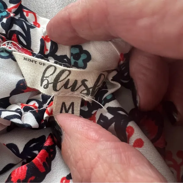 Off the Shoulder Floral Blouse by a Hint of Blush size Medium - Image 2