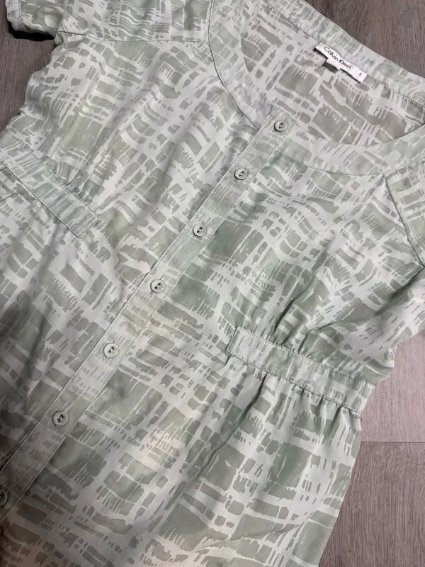 Calvin Klein button up shirt  - Image 4