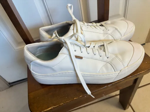 9.5 Dr. Scholl's Smooth White Time Off Max Platform Sneaker. - Image 5
