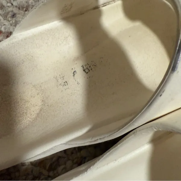 Birkenstock Women's Arizona EVA Sandal in White- Size 39 (8/8.5) - Image 3
