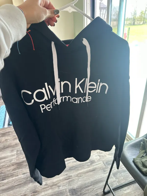 Calvin Klein Sweatshirt - Image 3