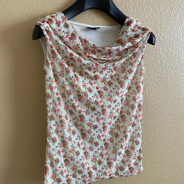 Ditsy Floral Print top - Image 2