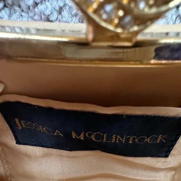 Jessica McClintock GUC gold satin evening bag. Long removable crossbody chain. - Image 9