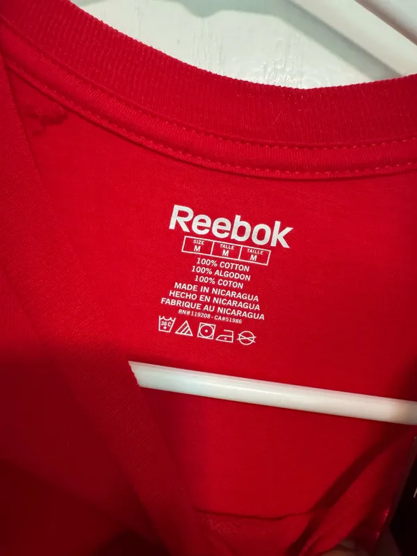 Reebok Detroit Red Wings shirt - Image 2