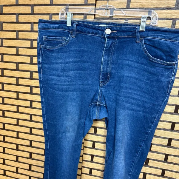 Vervet‎ Skinny Jeans Size 18 - Image 3