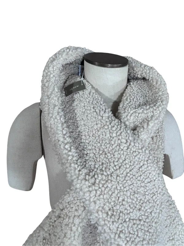 NEW J. Crew Sherpa Pull-Through Scarf in Cream Ivory NWT - Image 2