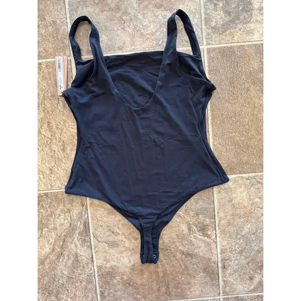 Skims Fits Everybody Square Neck Bodysuit Onyx Size Large - Image 9