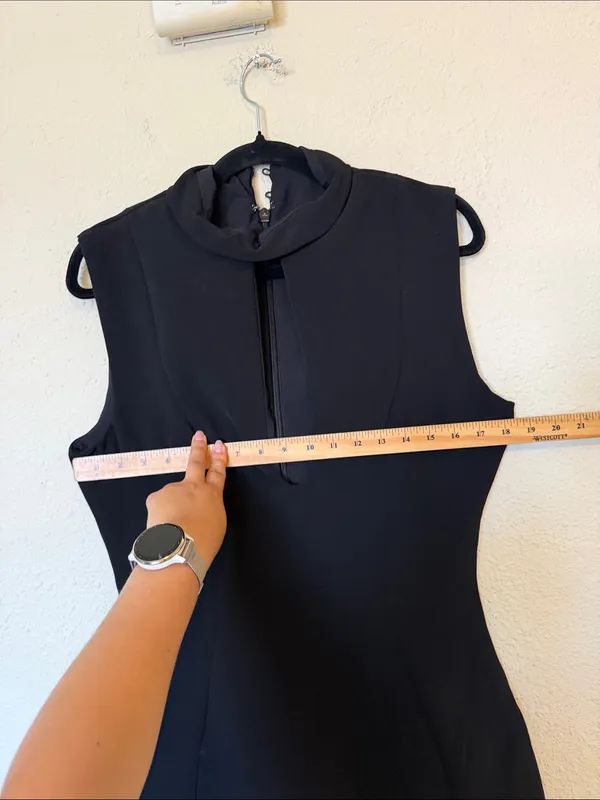House of CB Rosa Black Crepe Keyhole Silhouette Mini Dress NWOT size XL - Image 5