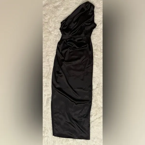 PETAL & PUP NADIA One-Shoulder Satin Maxi Dress Black 14 NWOT - Image 6