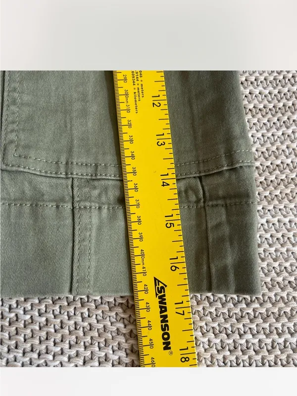 Tinseltown Olive Utility cargo Mini Skirt with Belted Waist - Image 7